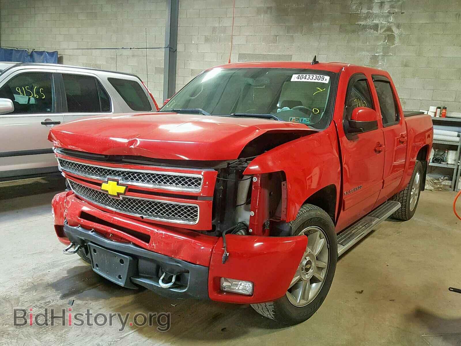 2013 CHEVROLET SILVERADO - VIN: 3GCPKTE74DG293032 - Фото 2