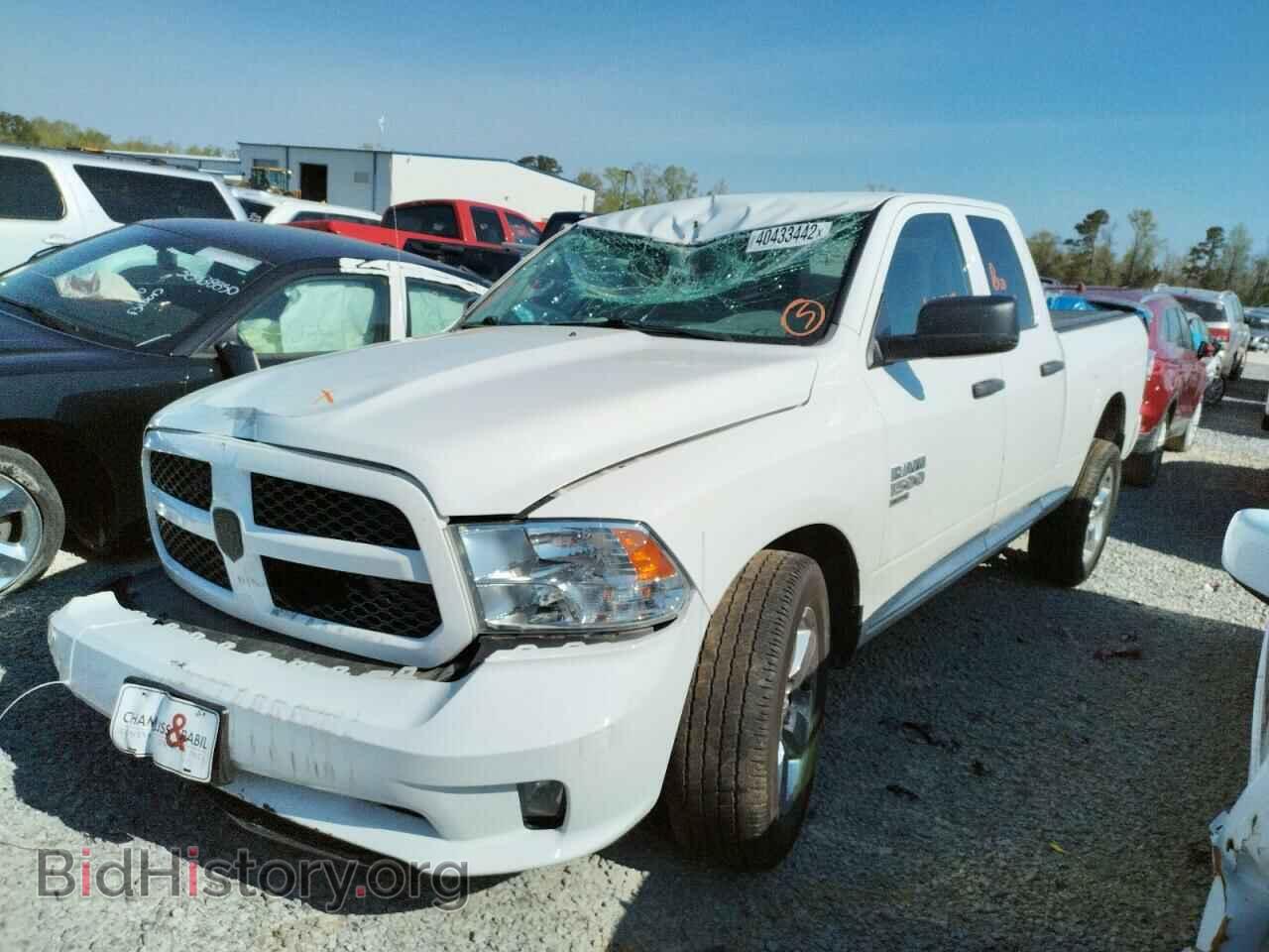 2019 RAM 1500 - VIN: 1C6RR6FG7KS528637 - Фото 2