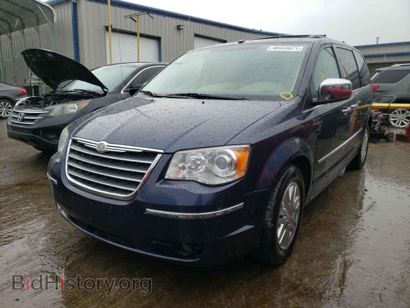 2008 CHRYSLER MINIVAN - VIN: 2A8HR64XX8R739924 - Фото 2