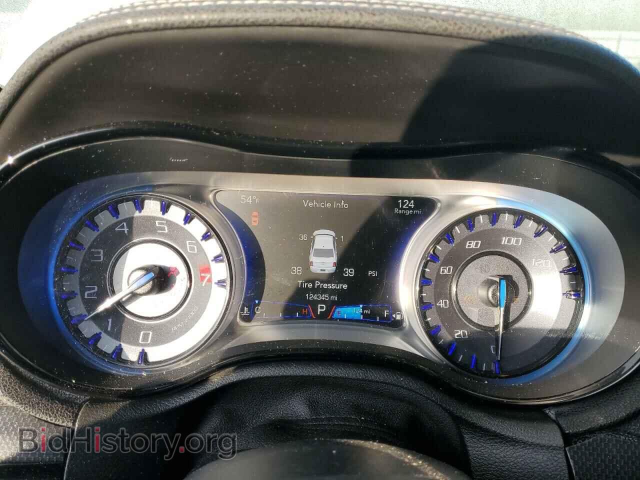 2015 CHRYSLER 300 - VIN: 2C3CCABG2FH772822 - Фото 9