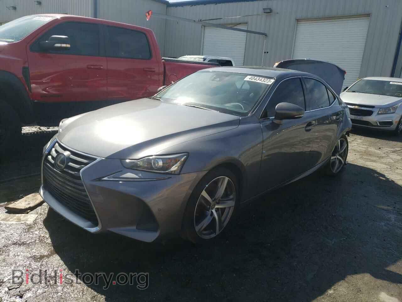 Photo JTHBA1D28J5067861 - LEXUS IS 2018