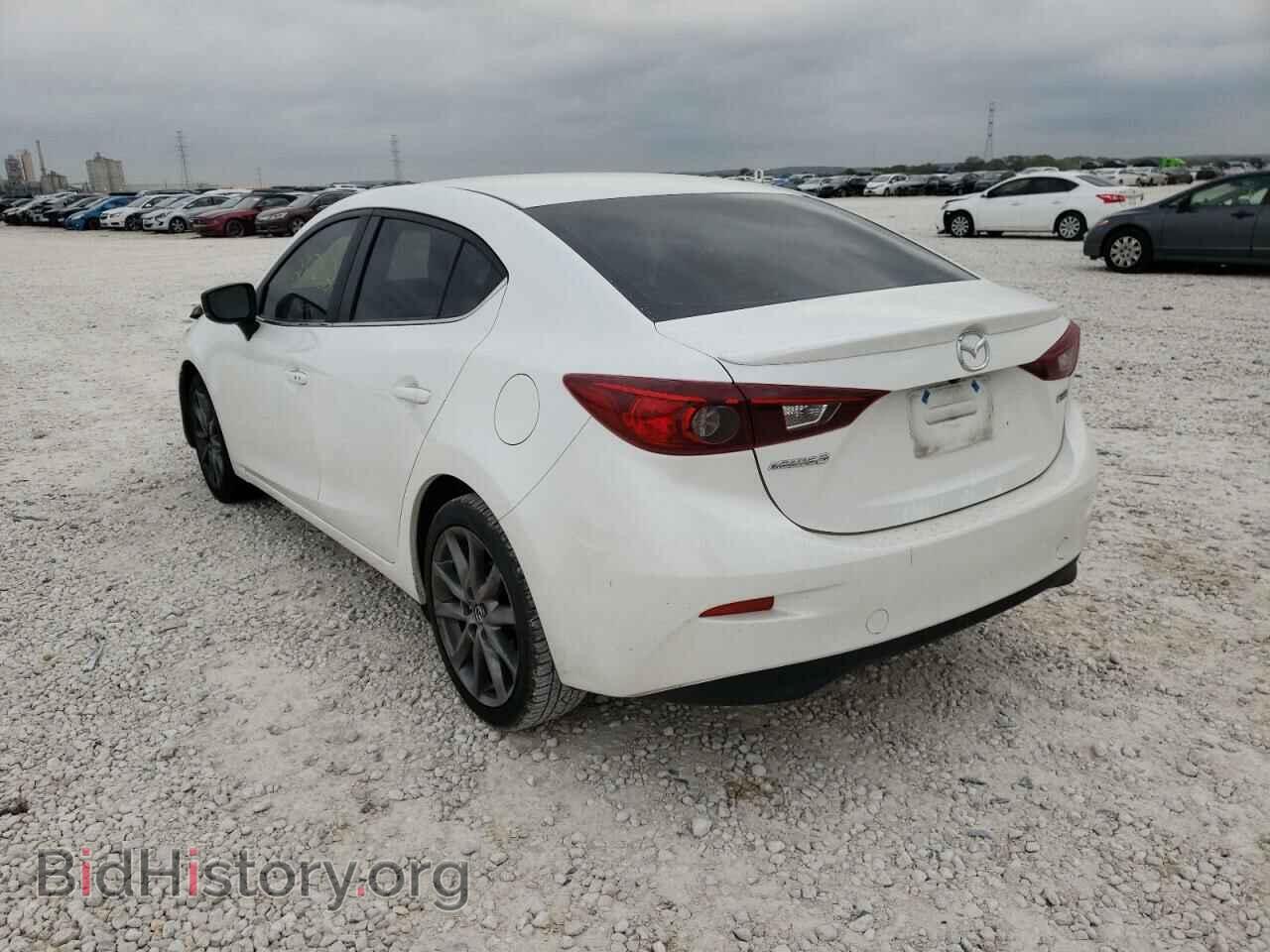 2018 MAZDA 3 - VIN: 3MZBN1V31JM254167 - Фото 3
