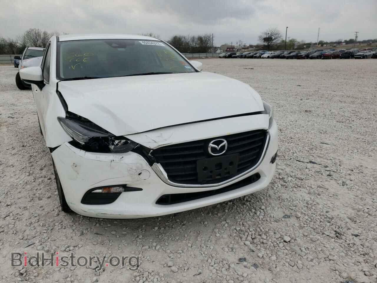 2018 MAZDA 3 - VIN: 3MZBN1V31JM254167 - Фото 9