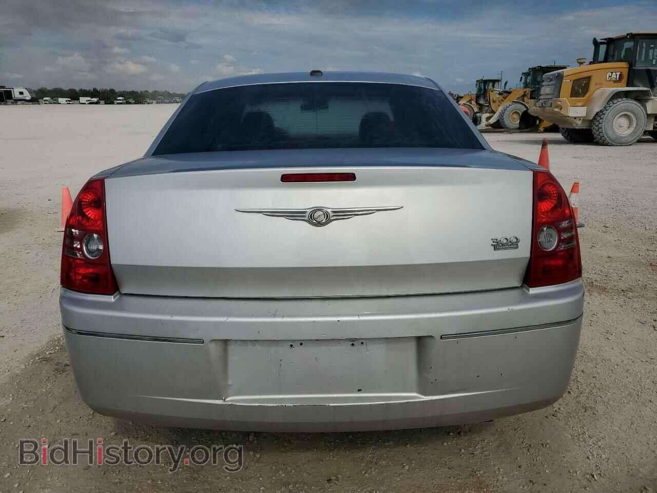 2010 CHRYSLER 300 - VIN: 2C3CA5CV2AH206274 - Фото 6