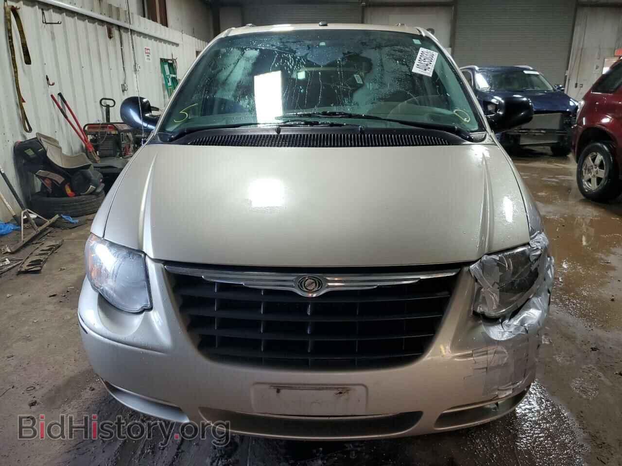 2006 CHRYSLER MINIVAN - VIN: 2A4GP44R06R873704 - Фото 5