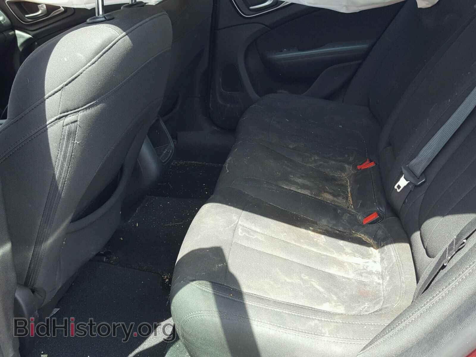 2015 CHRYSLER 200 - VIN: 1C3CCCAB3FN719409 - Фото 6