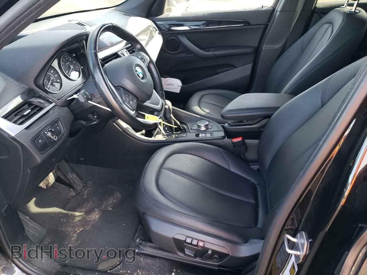 2017 BMW X1 - VIN: WBXHU7C37H5H33270 - Фото 7