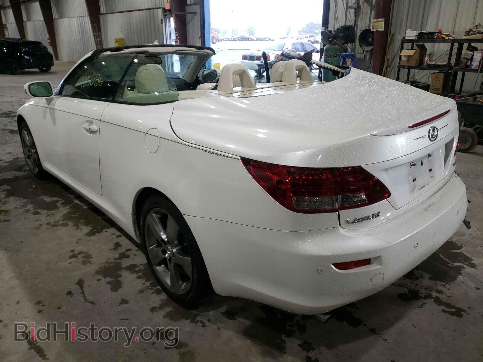 2010 LEXUS IS - VIN: JTHFE2C20A2502449 - Photo 3