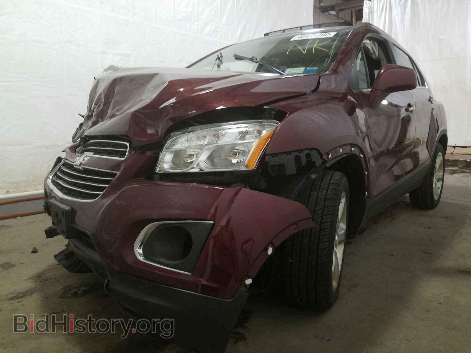 2016 CHEVROLET TRAX - VIN: 3GNCJRSB7GL117382 - Фото 2