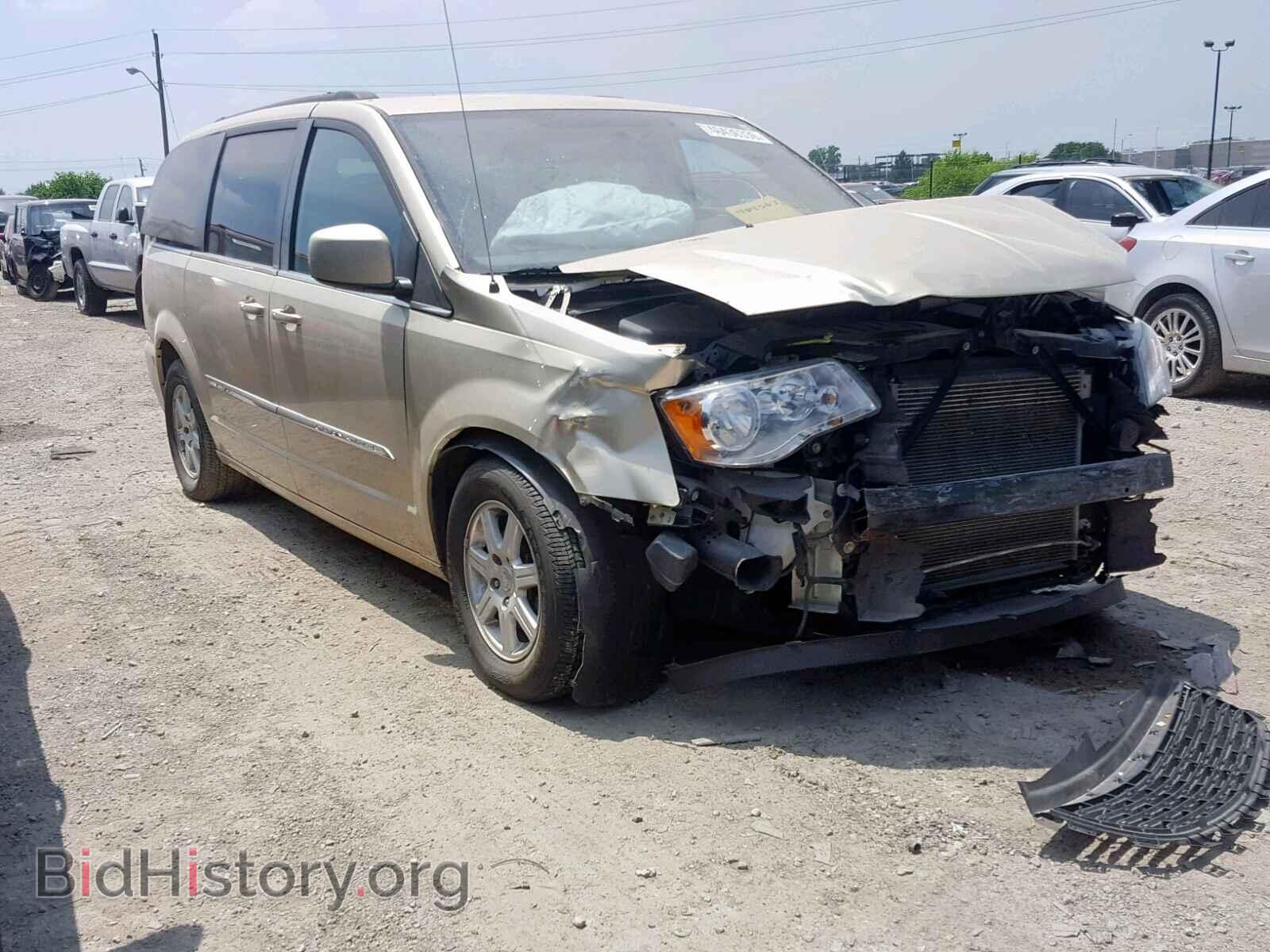Photo 2A4RR5DG2BR607604 - CHRYSLER TOWN & COU 2011
