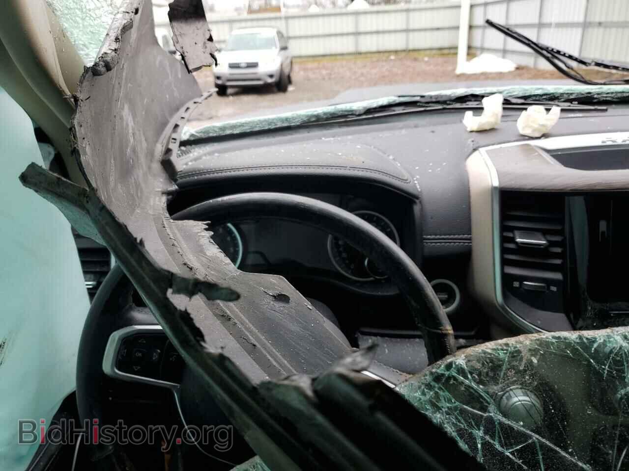 2019 RAM 1500 - VIN: 1C6SRFJT0KN658666 - Фото 9
