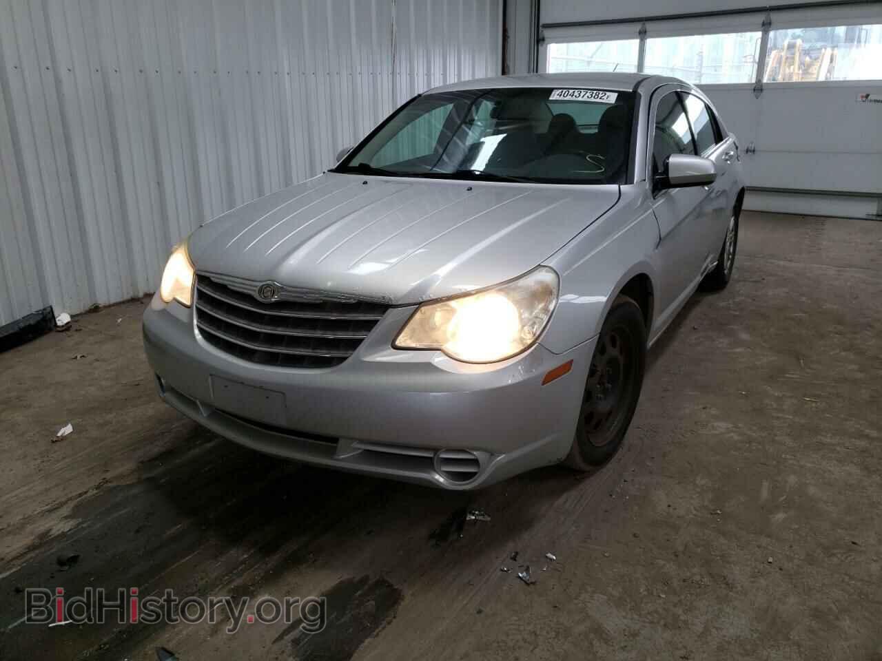 2009 CHRYSLER SEBRING - VIN: 1C3LC56B09N557974 - Фото 2