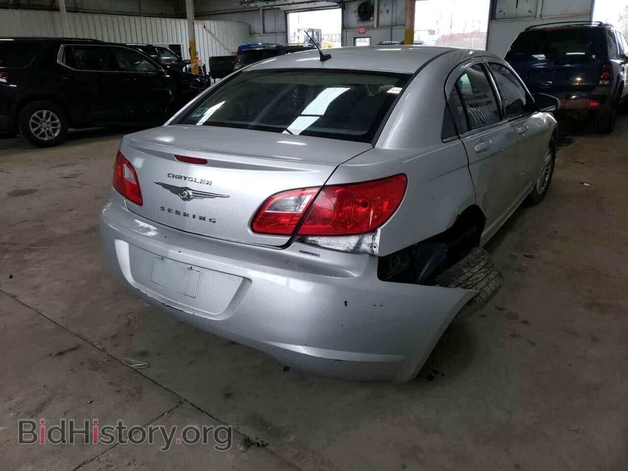 2009 CHRYSLER SEBRING - VIN: 1C3LC56B09N557974 - Фото 4