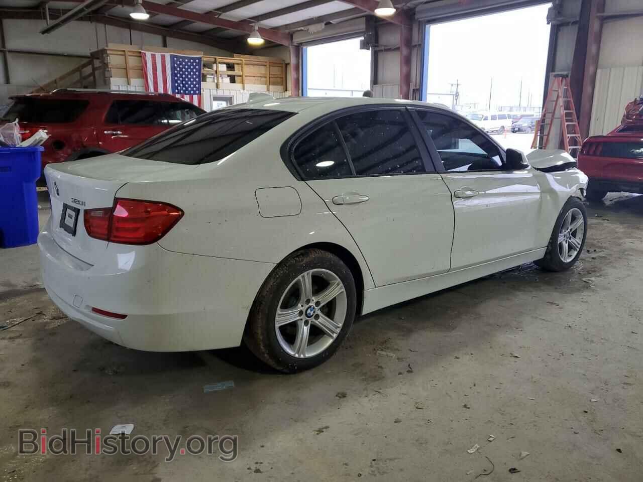 2014 BMW 3 SERIES - VIN: WBA3C3G57ENS70342 - Фото 3