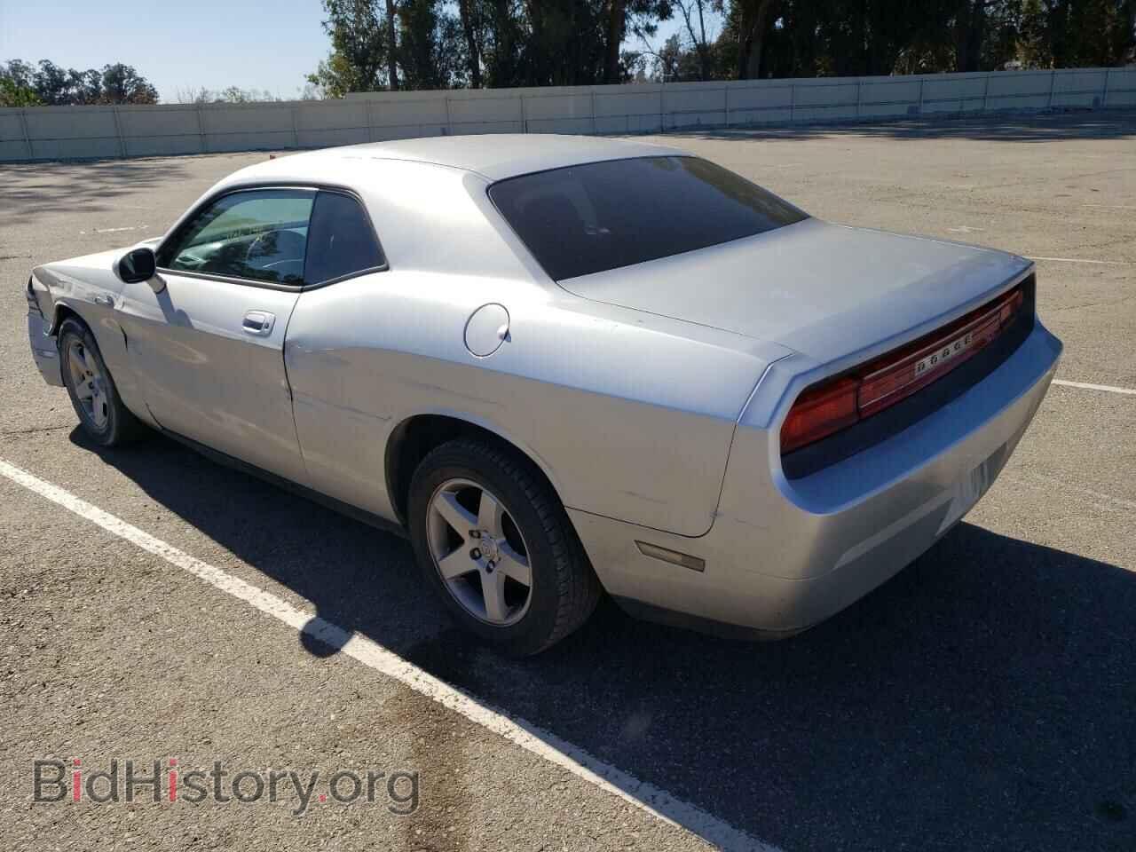 2010 DODGE CHALLENGER - VIN: 2B3CJ4DV1AH321602 - Photo 2