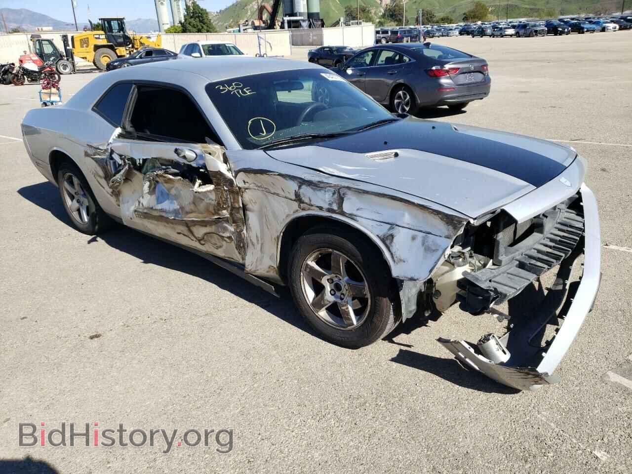 2010 DODGE CHALLENGER - VIN: 2B3CJ4DV1AH321602 - Photo 4