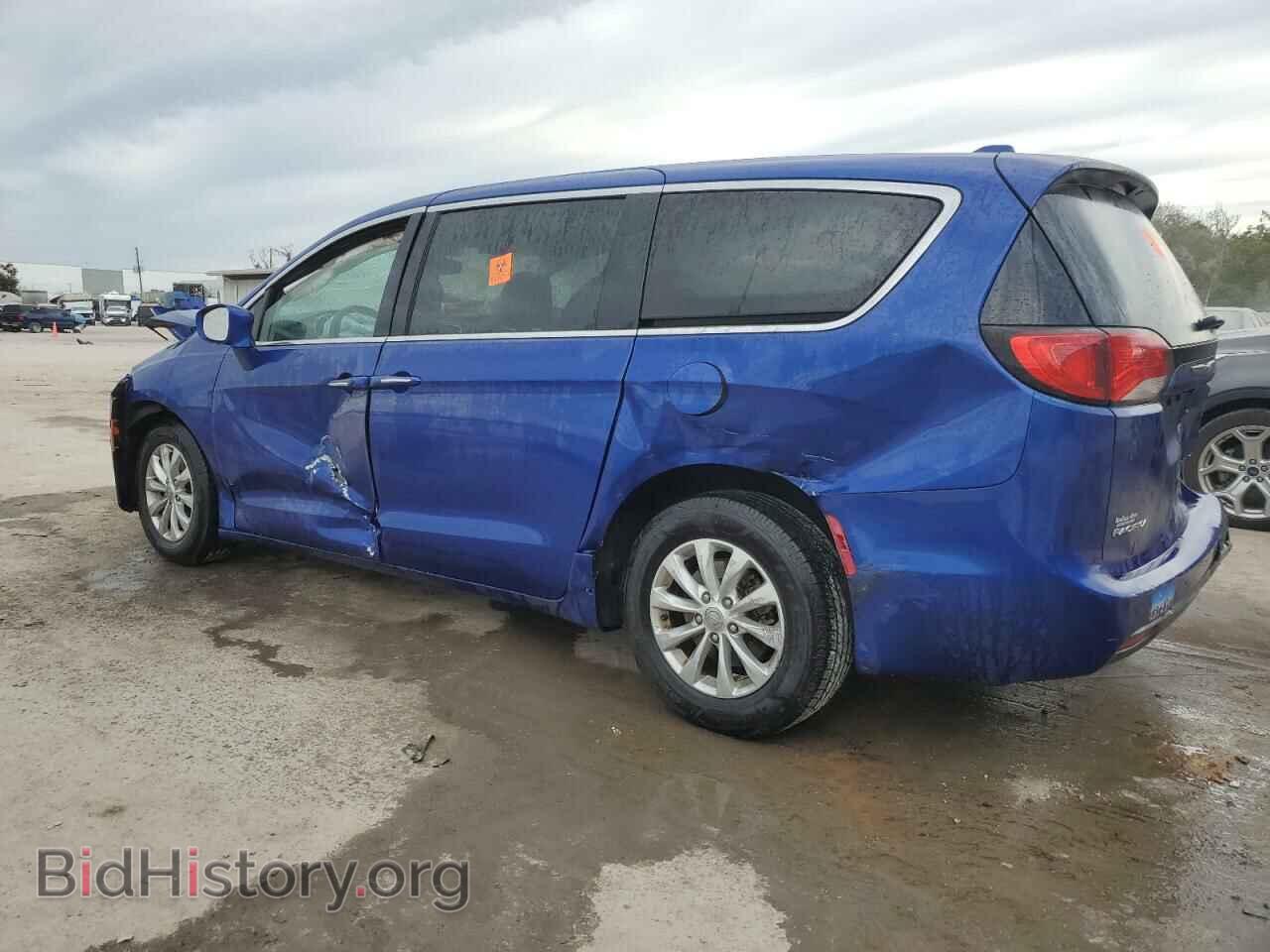 2018 CHRYSLER PACIFICA - VIN: 2C4RC1FG9JR227705 - Photo 2