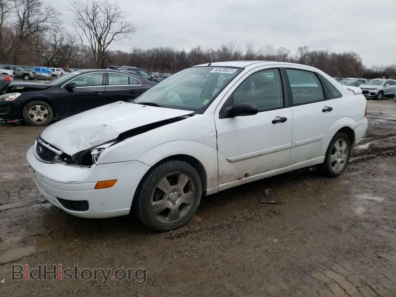 Фотография 1FAHP34N86W134028 - FORD FOCUS 2006