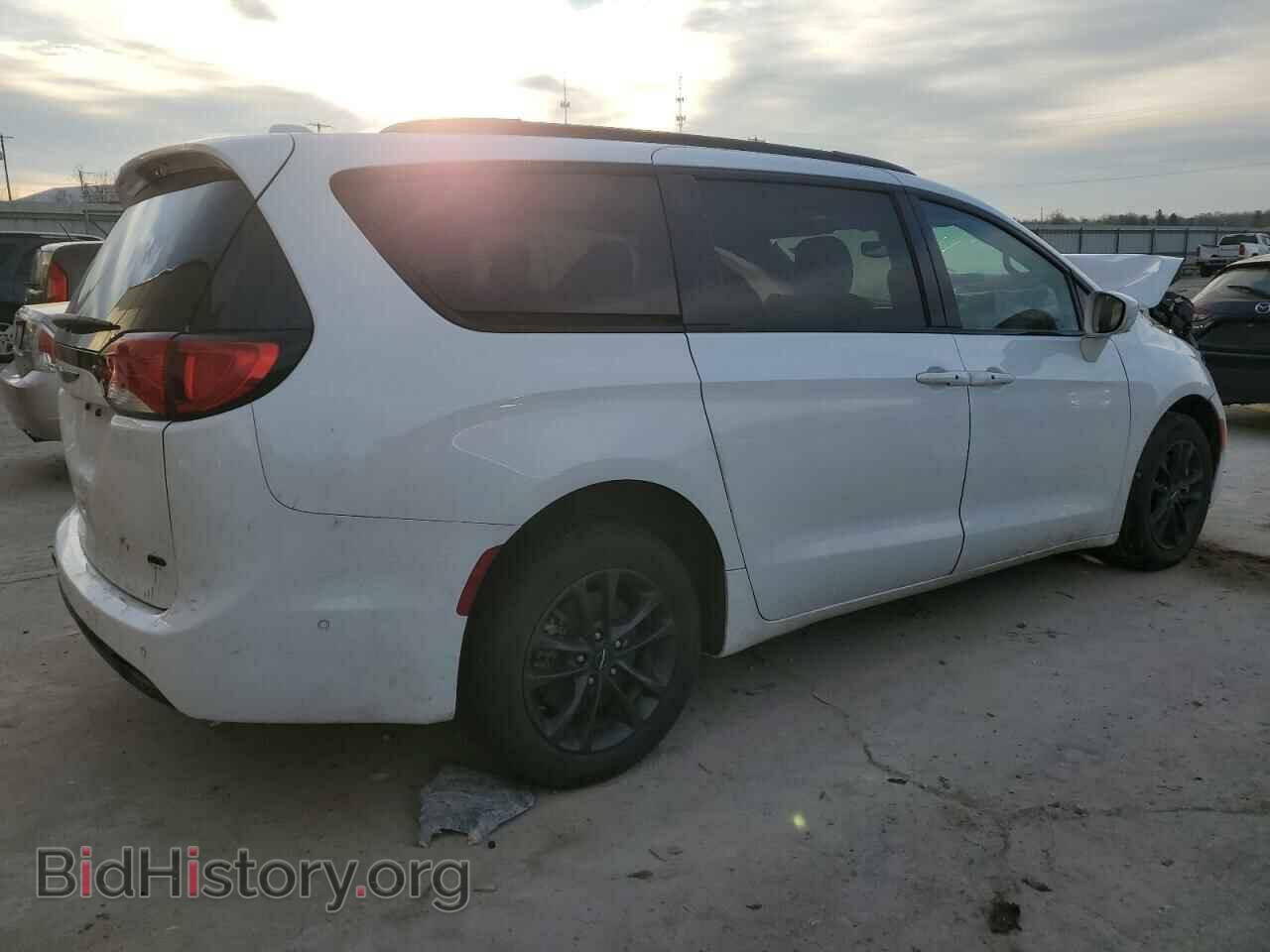 2020 CHRYSLER PACIFICA - VIN: 2C4RC3BG0LR289952 - Фото 3