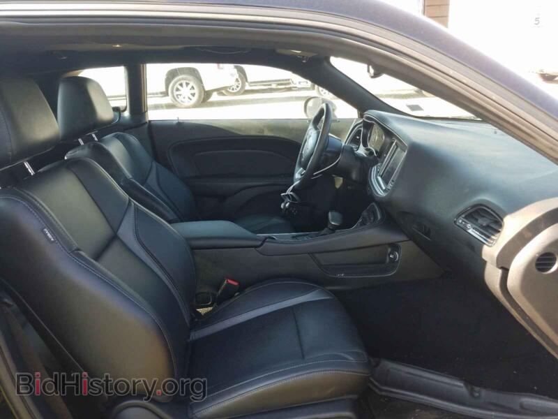 2019 Dodge CHALLENGER (VIN 2C3CDZAG9KH751845) — photo 5 of 10