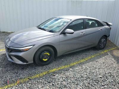 2024 Hyundai ELANTRA SEL, серый — VIN KMHLM4DG2RU661482, Copart