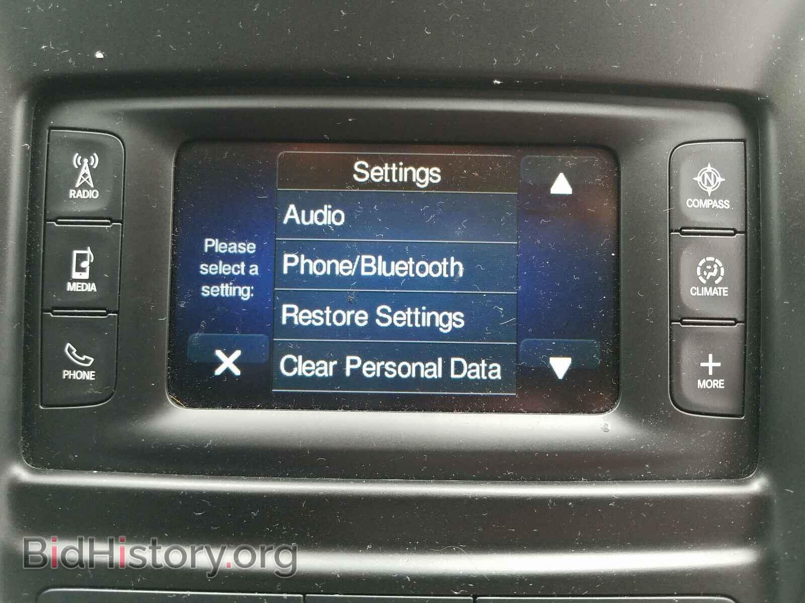 2015 CHRYSLER 200 - VIN: 1C3CCCABXFN657474 - Фото 9