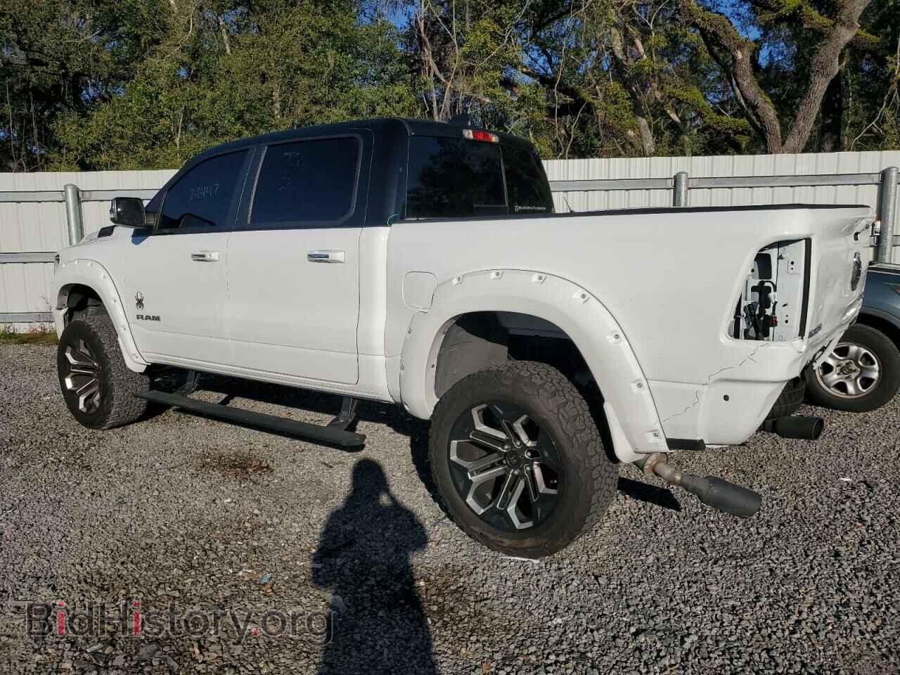 2022 RAM 1500 - VIN: 1C6SRFJT8NN310828 - Фото 2