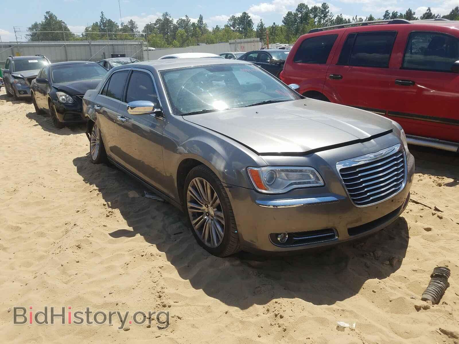 Фотография 2C3CA5CG9BH595336 - CHRYSLER 300 2011