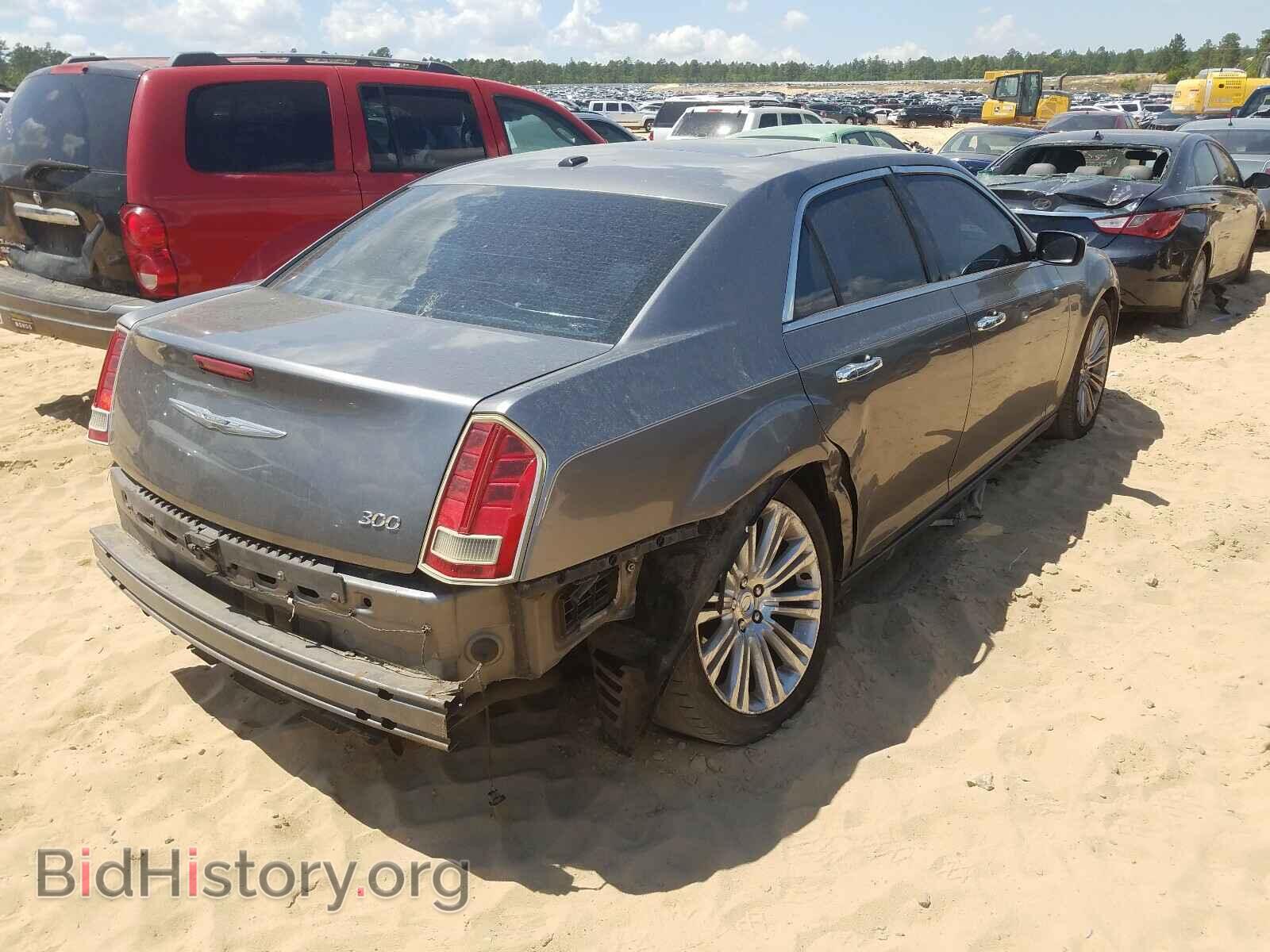 2011 CHRYSLER 300 - VIN: 2C3CA5CG9BH595336 - Фото 4