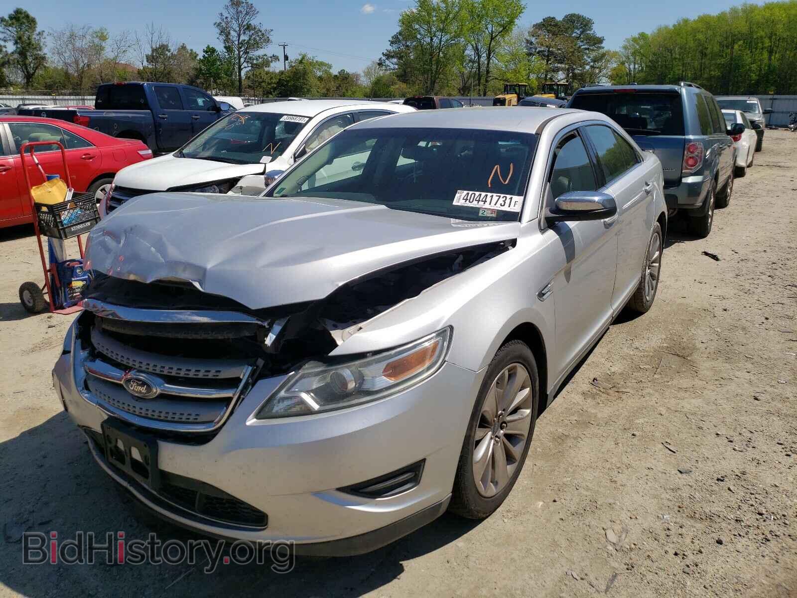 2011 FORD TAURUS - VIN: 1FAHP2FW2BG145255 - Photo 2