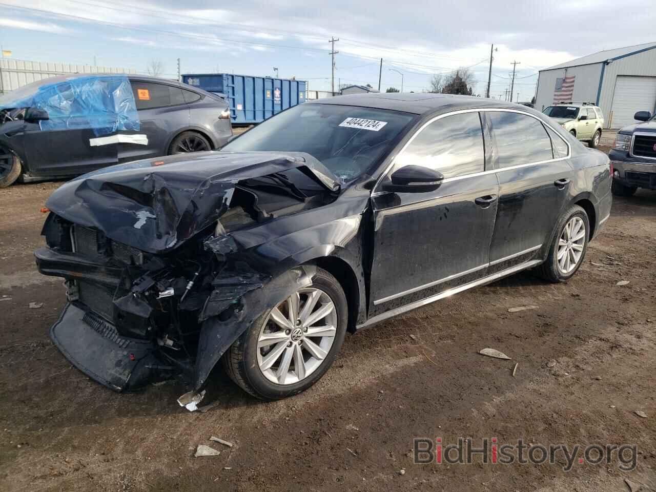 Photo 1VWCP7A37CC026119 - VOLKSWAGEN PASSAT 2012