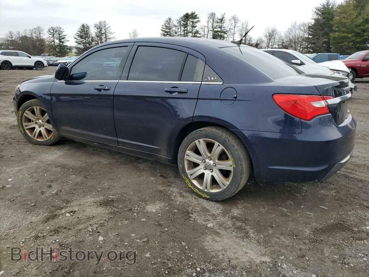 2013 CHRYSLER 200 - VIN: 1C3CCBBB7DN574462 - Фото 2