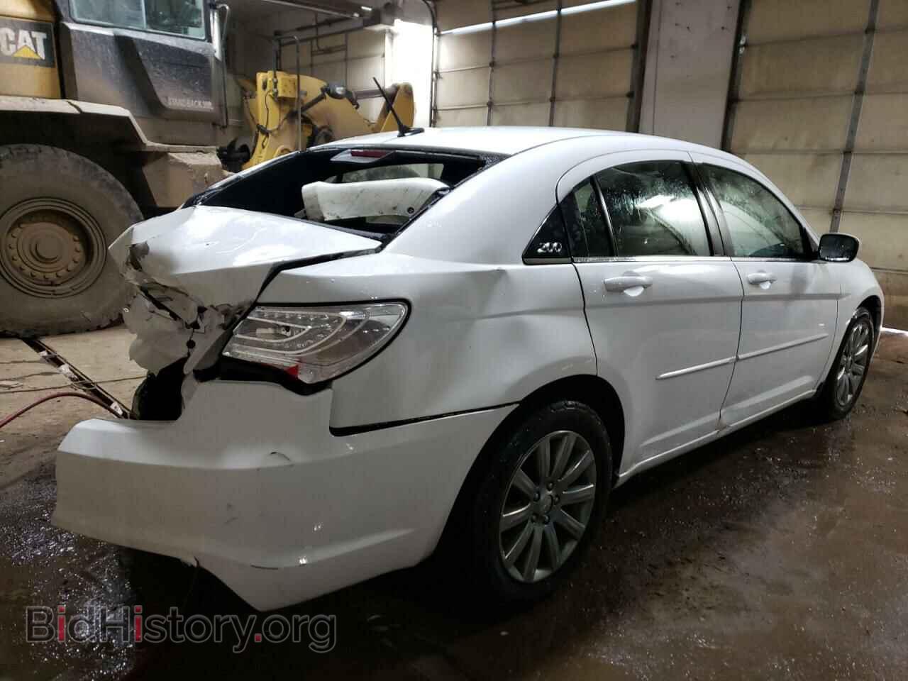 2013 CHRYSLER 200 - VIN: 1C3CCBBG0DN704318 - Фото 4