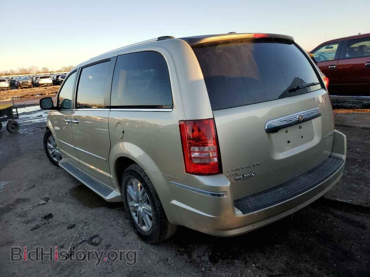 2010 CHRYSLER MINIVAN - VIN: 2A4RR7DXXAR442539 - Фото 2