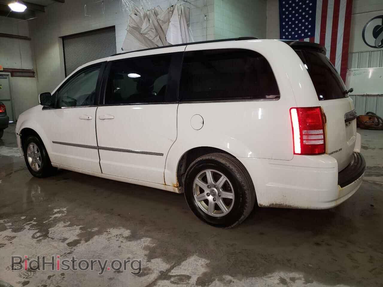 2010 CHRYSLER MINIVAN - VIN: 2A4RR5D17AR365774 - Фото 2