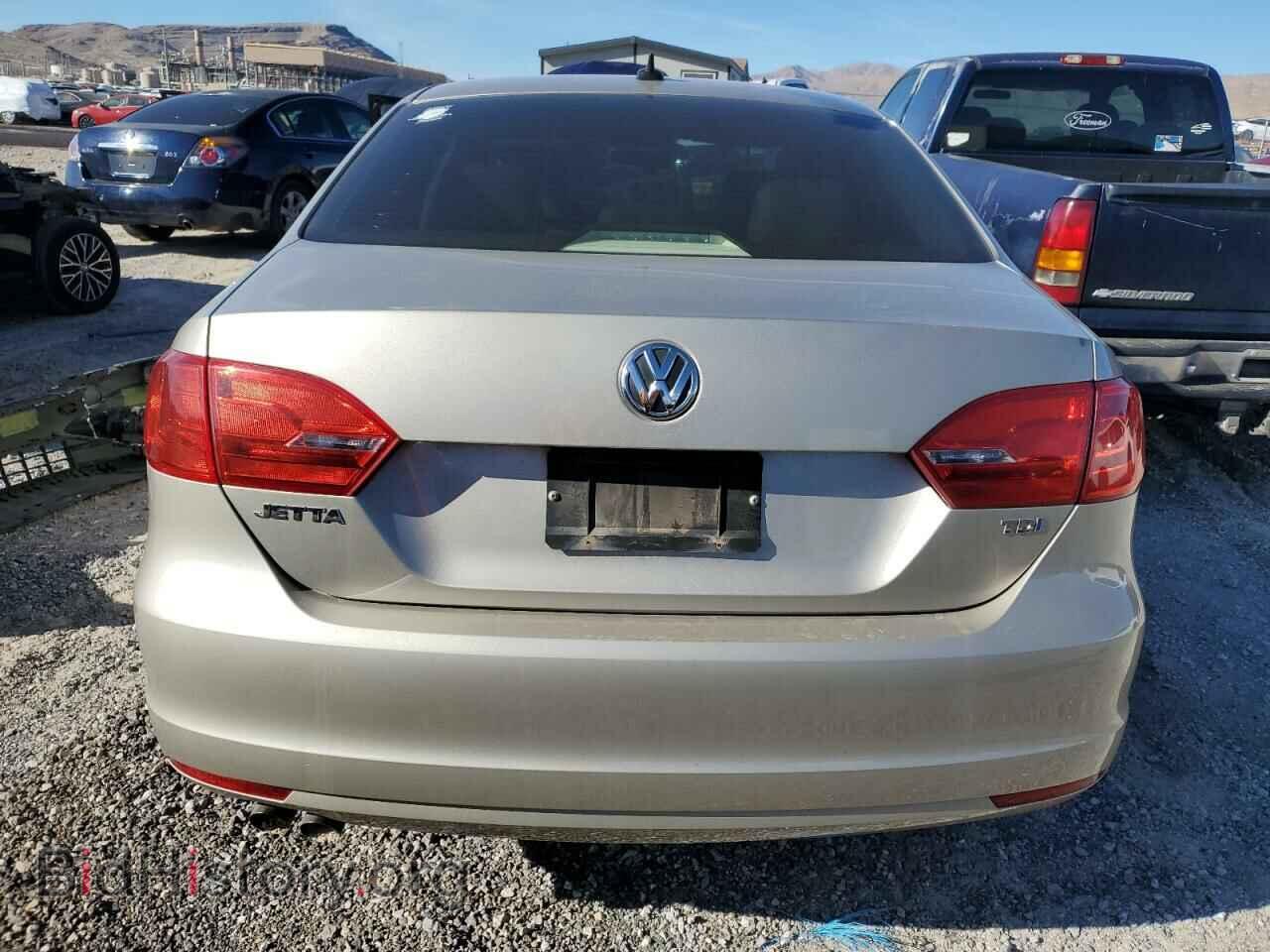 2014 VOLKSWAGEN JETTA - VIN: 3VWLL7AJ2EM211500 - Фото 6