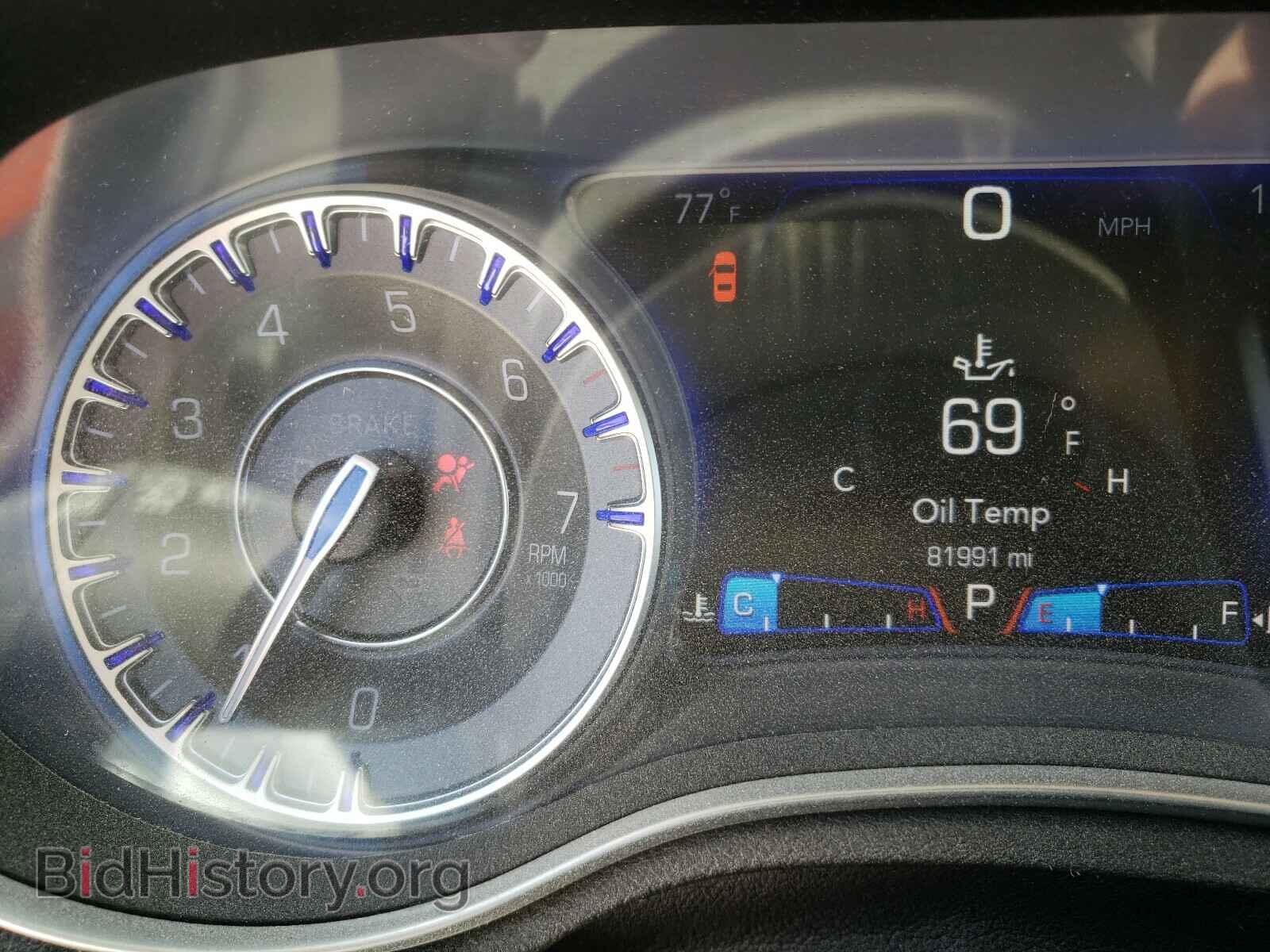 2016 CHRYSLER 300 - VIN: 2C3CCAEG5GH189965 - Фото 8