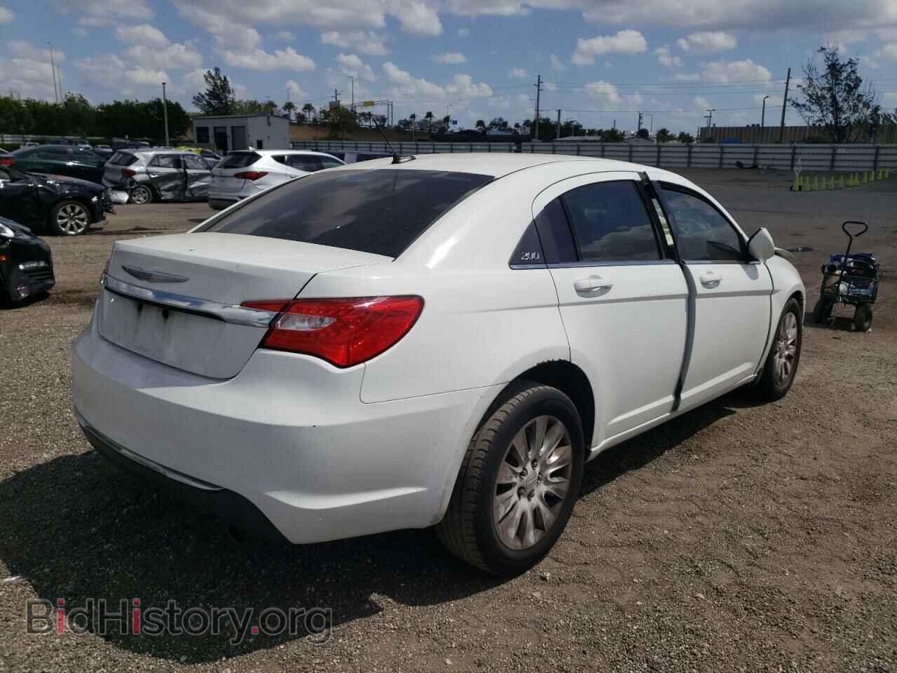 2012 CHRYSLER 200 - VIN: 1C3CCBAB4CN127670 - Фото 4