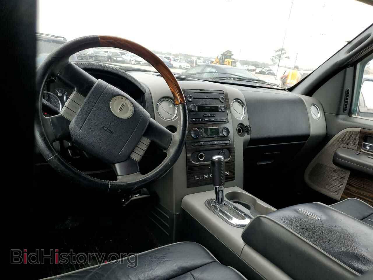 2007 LINCOLN MARK LT - VIN: 5LTPW16567FJ07015 - Фото 8