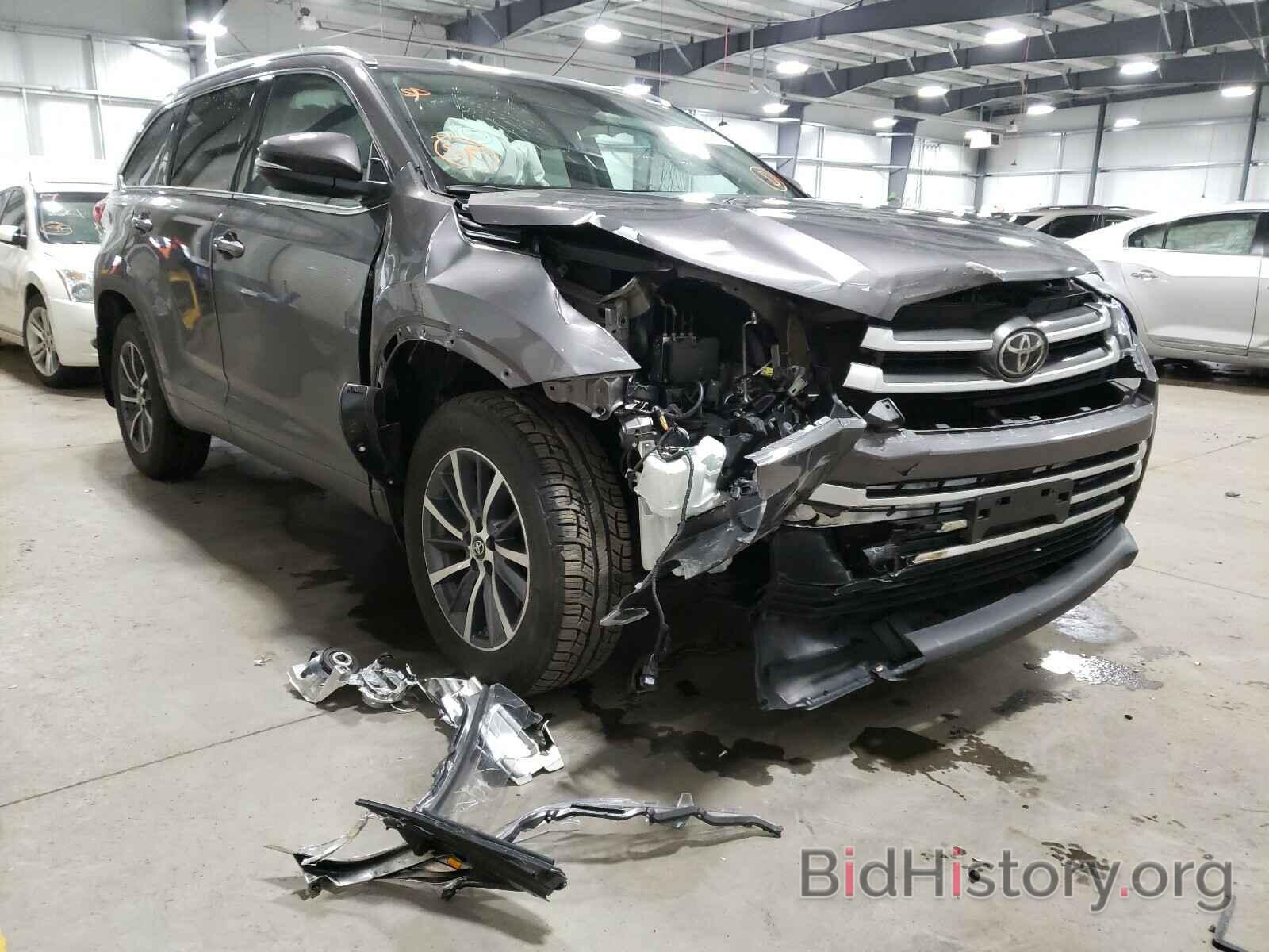 Photo 5TDJZRFH6HS446996 - TOYOTA HIGHLANDER 2017