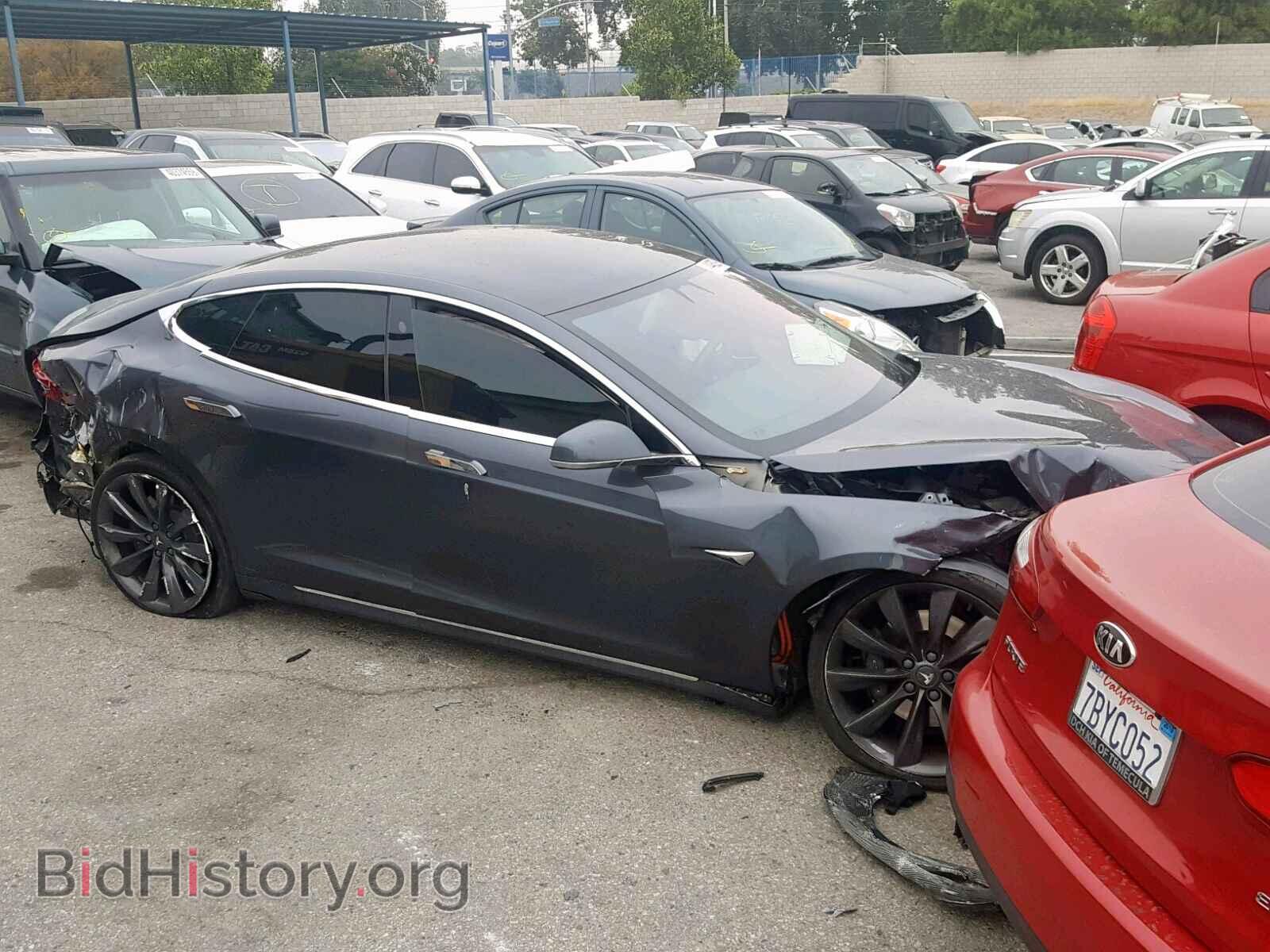 Фотография 5YJSA1E21HF205491 - TESLA MODEL S 2017