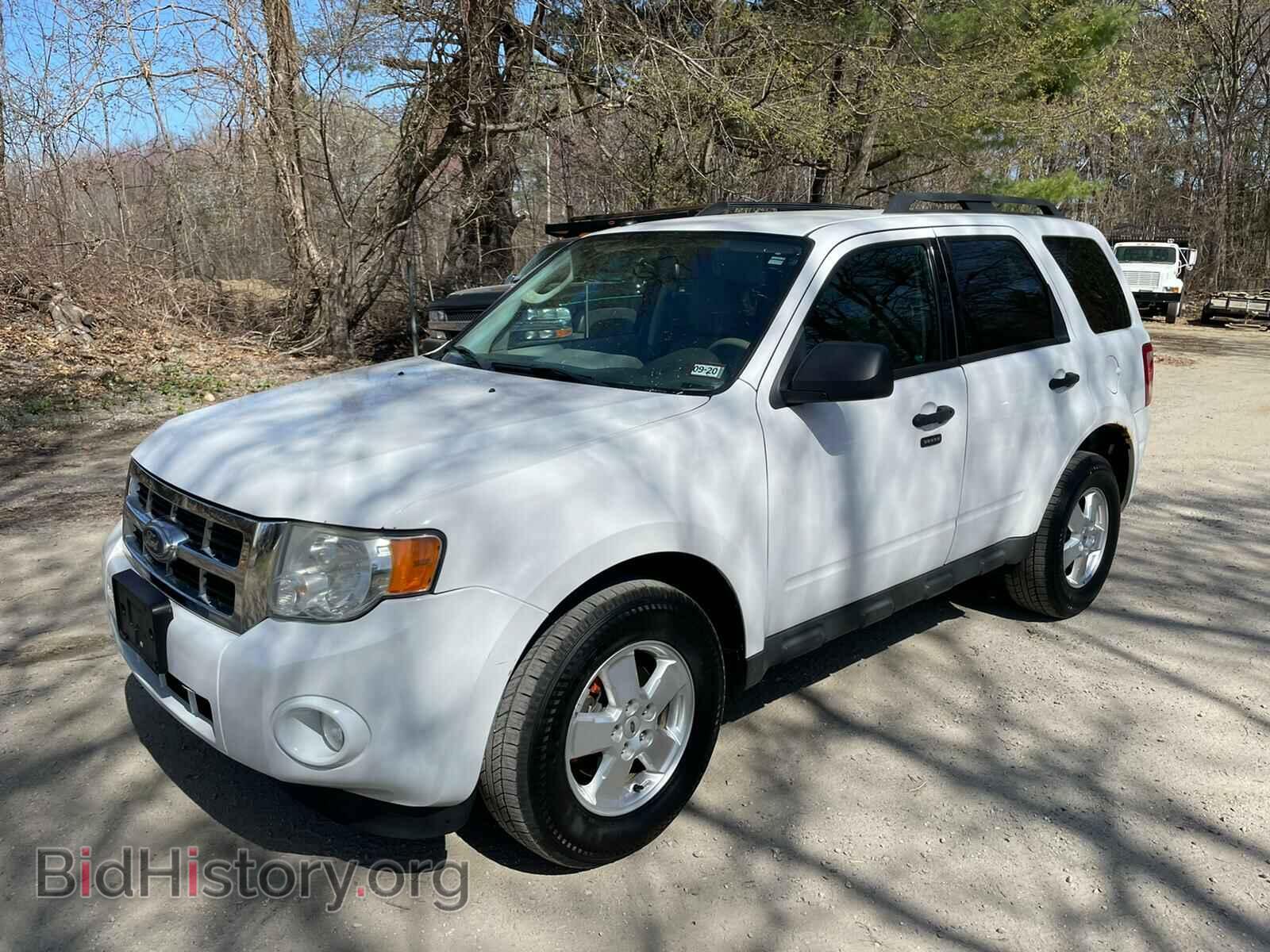 2011 FORD ESCAPE - VIN: 1FMCU9D74BKB75092 - Фото 2