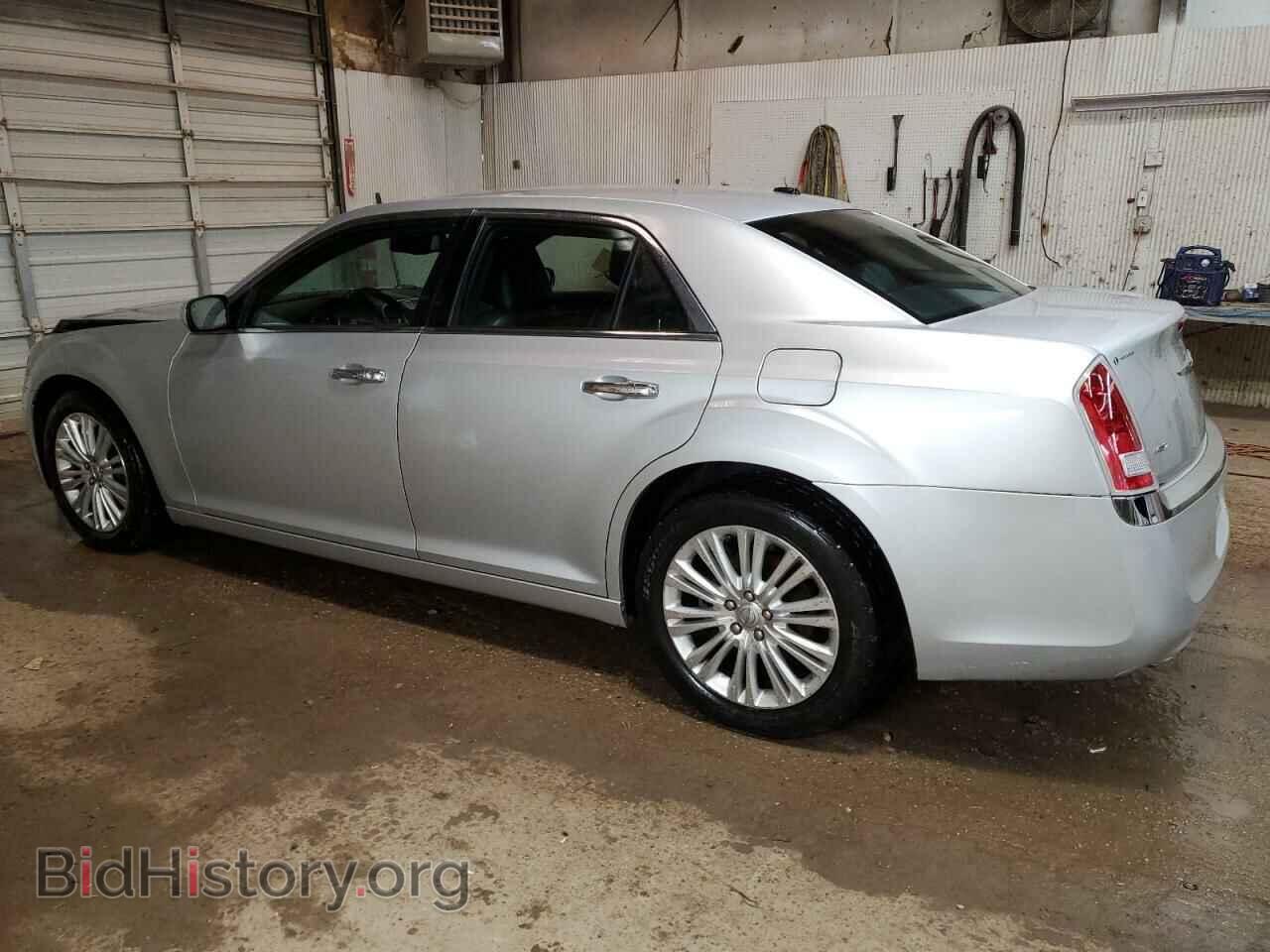 2012 CHRYSLER 300 - VIN: 2C3CCAHG9CH184869 - Фото 2
