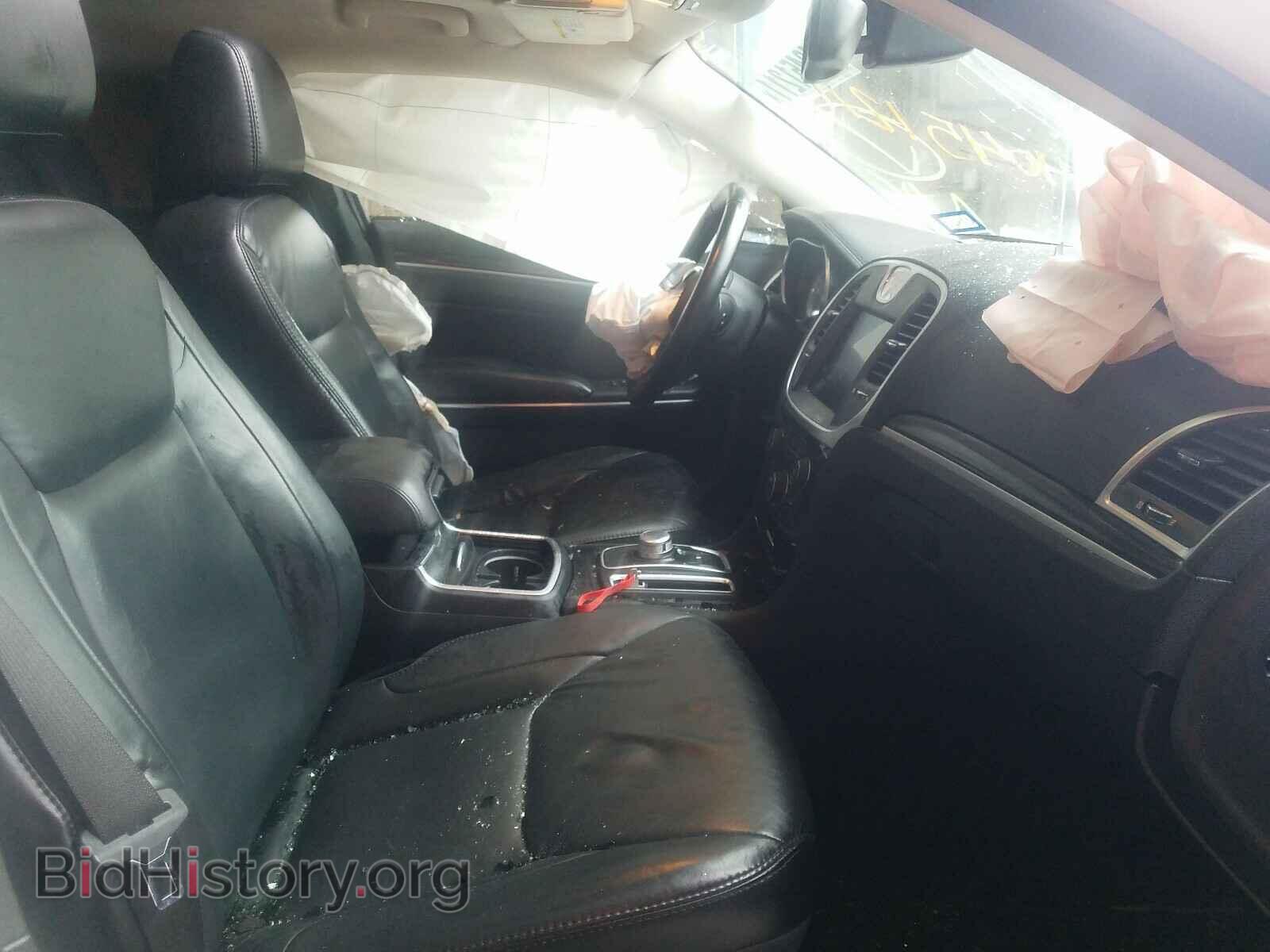 2016 CHRYSLER 300 - VIN: 2C3CCAAG0GH135690 - Фото 5