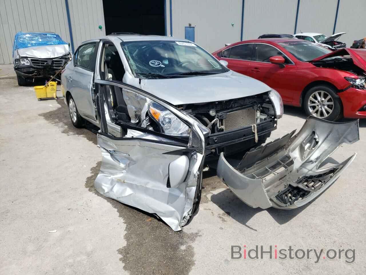 Photo 3N1CN7AP0JK416727 - NISSAN VERSA 2018