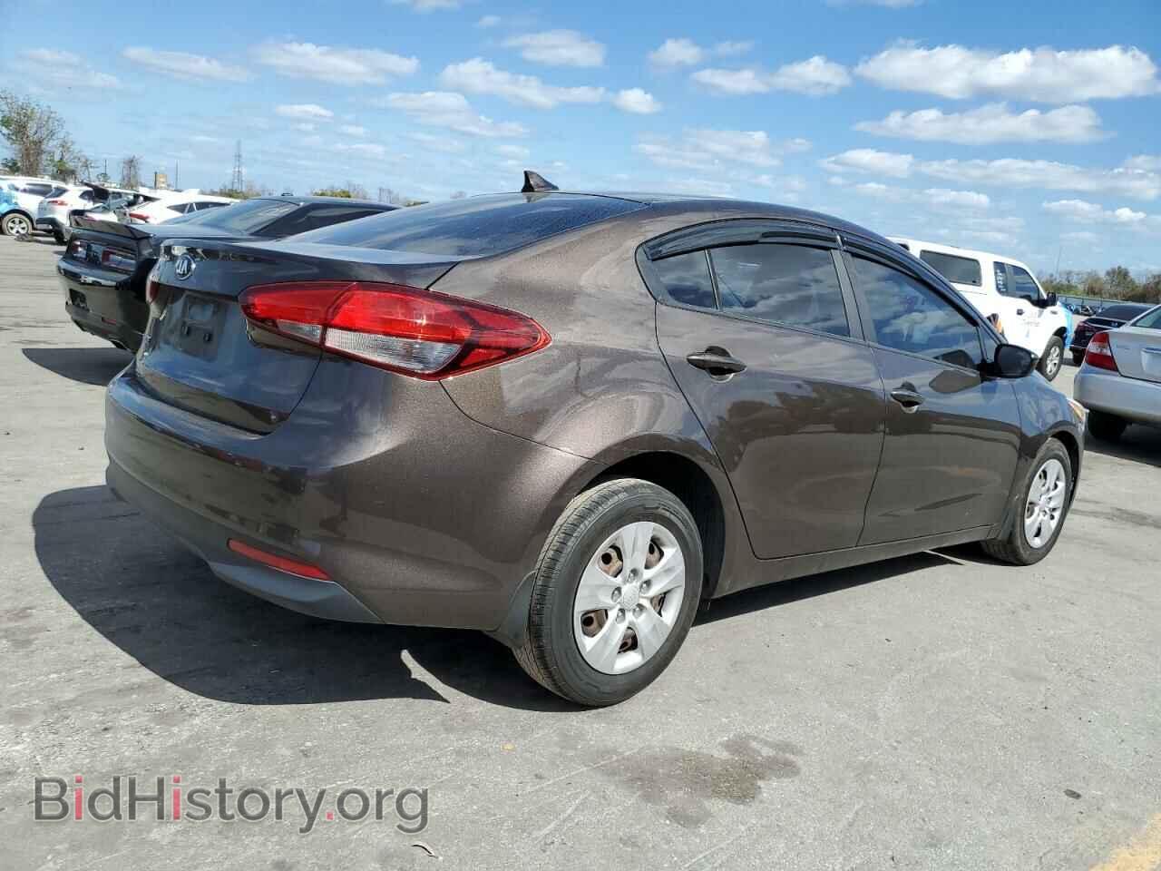 2017 KIA FORTE - VIN: 3KPFK4A75HE132908 - Фото 3