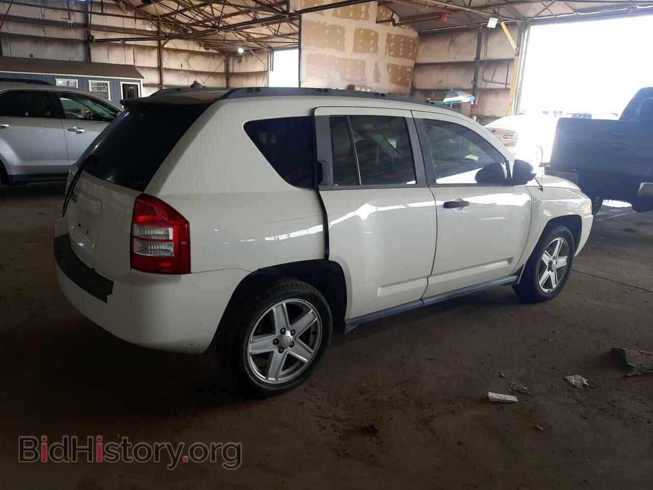 2007 JEEP COMPASS - VIN: 1J8FF47W47D166219 - Фото 3