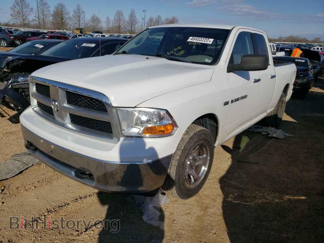 2011 DODGE RAM 1500 - VIN: 1D7RV1GT1BS518159 - Фото 2