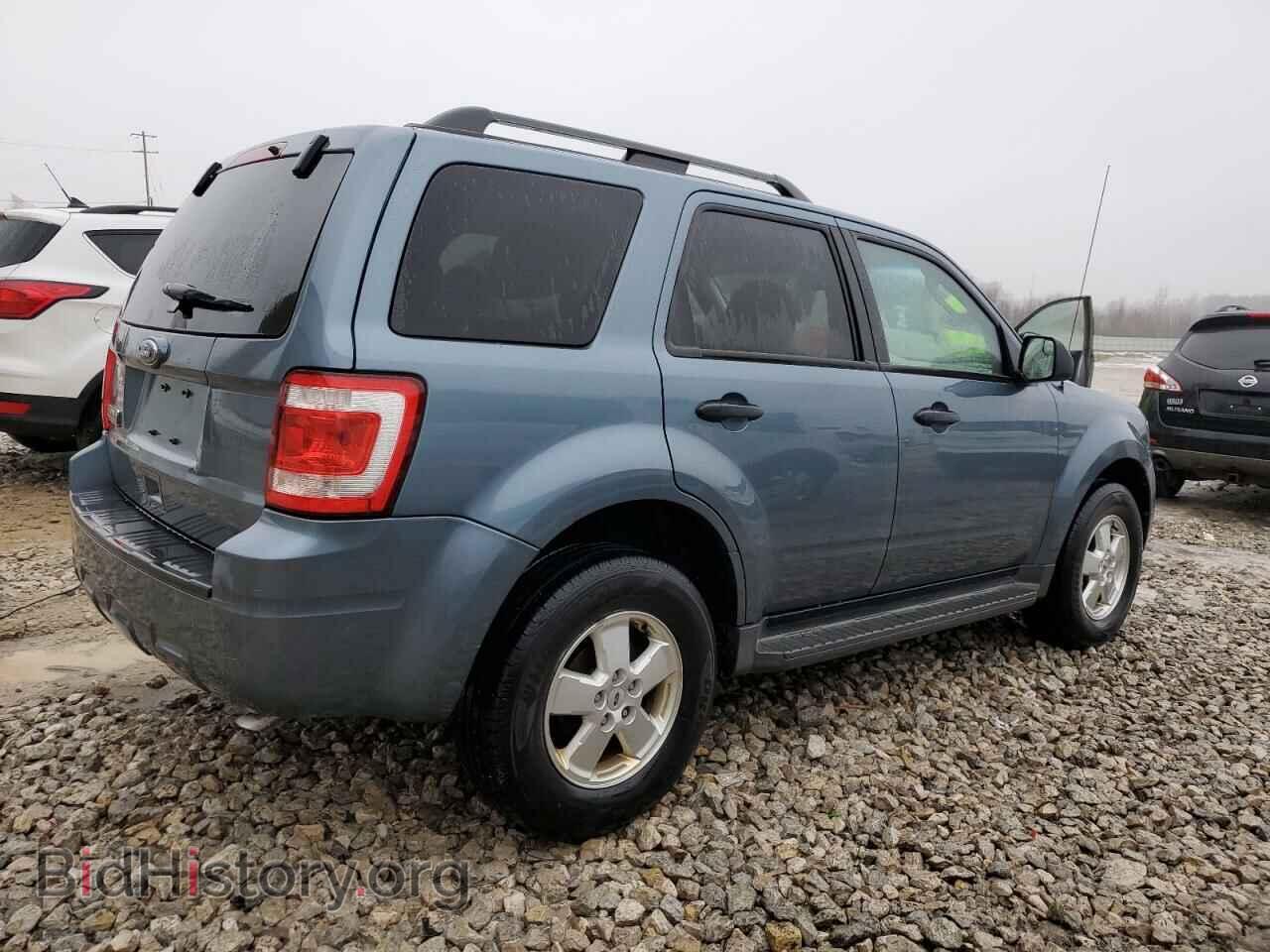 2010 FORD ESCAPE - VIN: 1FMCU0D72AKD39370 - Фото 3
