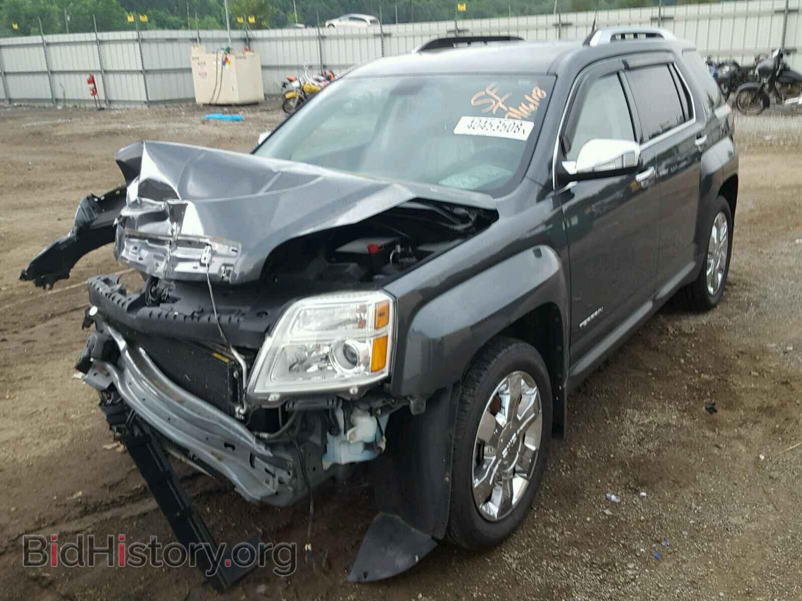 2011 GMC TERRAIN - VIN: 2CTFLXE51B6377627 - Photo 2